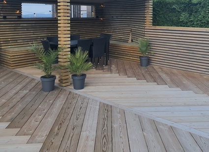 Uteromsprisen Platting Fiskebensmønster Benk Ildsted 11